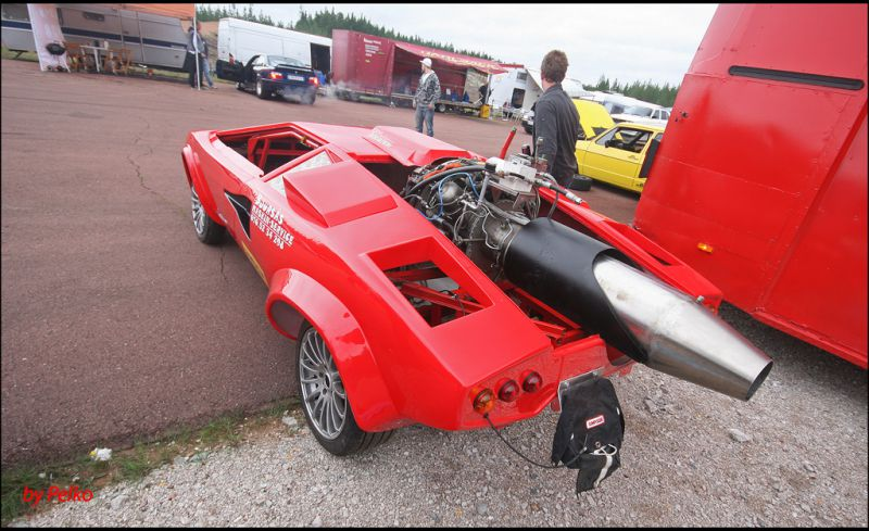 Illustration for article titled Jet-powered Lamborghini Countach fails to launch on Swedish ice